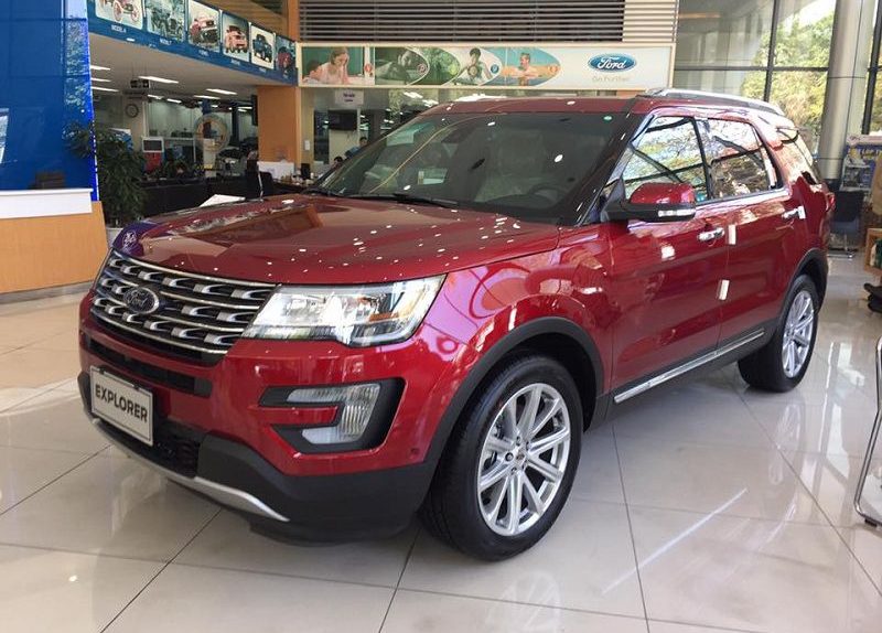 Ford Explorer 2.3L Ecoboost Đỏ Rubi