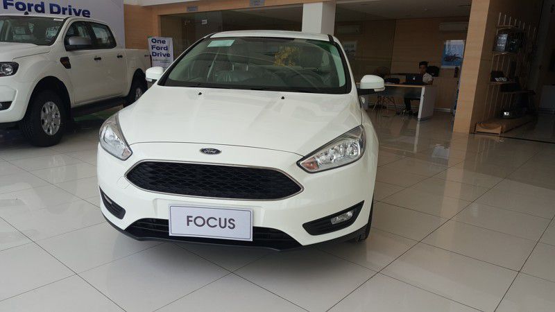 Ford Focus Trend 1.5L  Ecoboost 4 Cửa