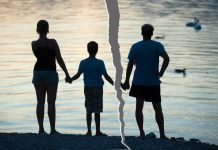 Con ly hôn, sui gia kiện đòi tiền chuẩn bị cưới