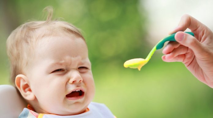 Sau 1 tuần sốt cao, bé 2 tuổi tử vong vì vết đốt trên da bố mẹ tưởng đơn giản